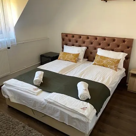 Guest house Babylon Pizzeria Vendeghaz *