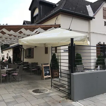 Babylon Pizzeria Vendeghaz Guest house *