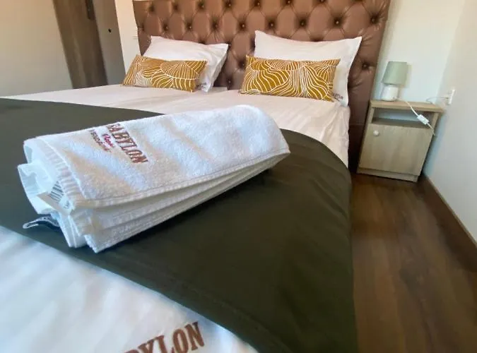 Babylon Pizzeria Vendeghaz Гостевой дом 3*