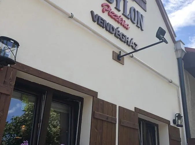 Babylon Pizzéria Vendégház